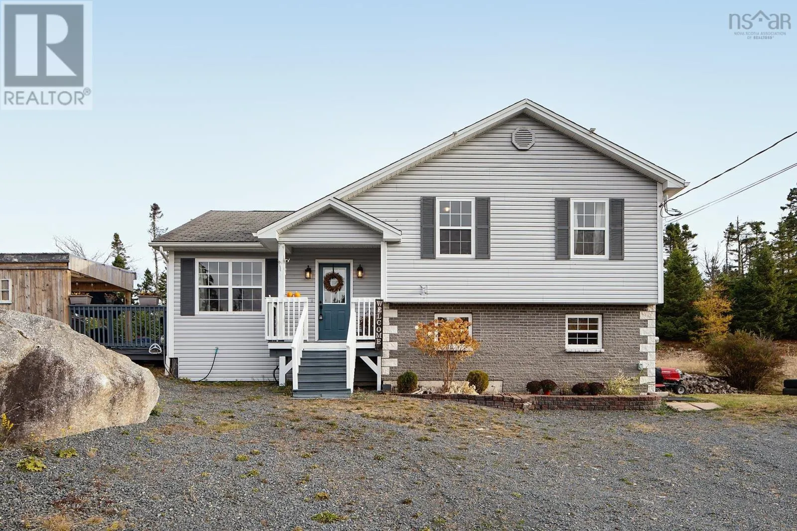 126 Middle Village Road