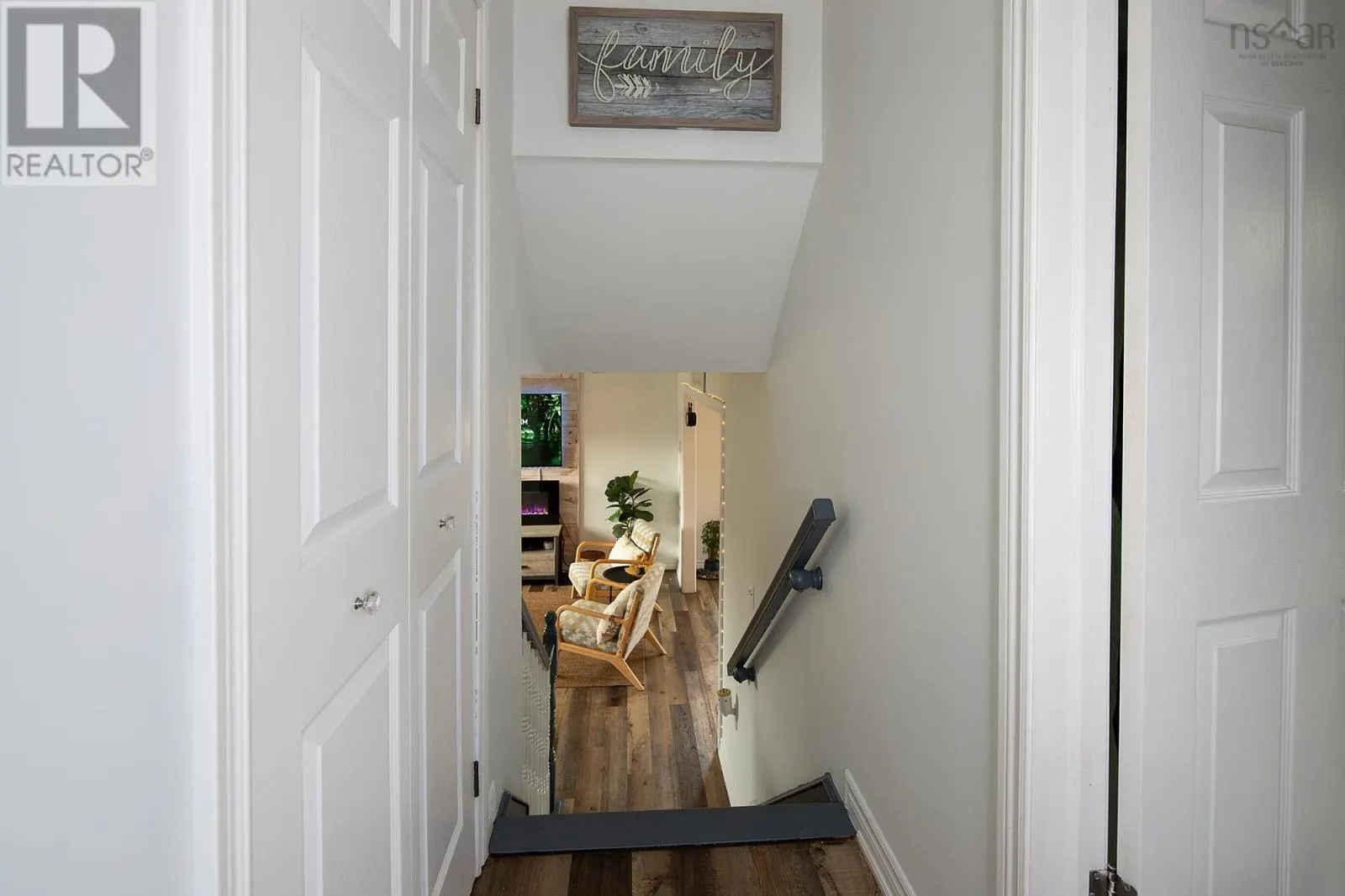 126 Middle Village Road