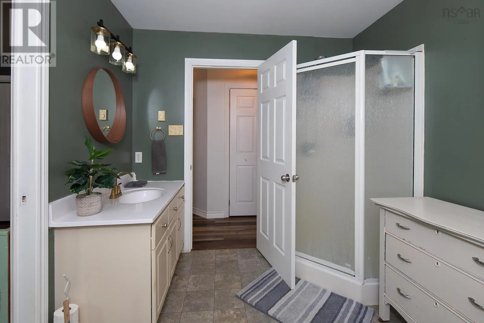 126 Middle Village Road