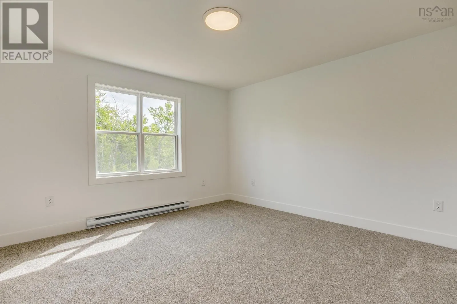 DA57 193 Darner Drive