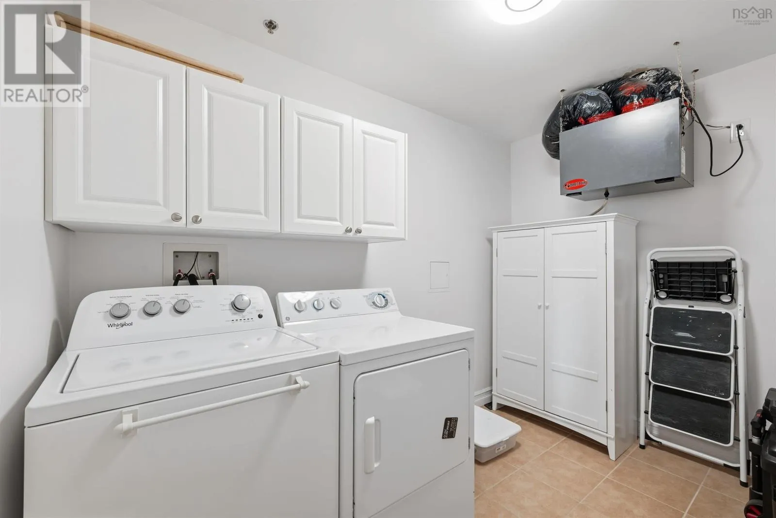 410 621 Portland Hills Drive