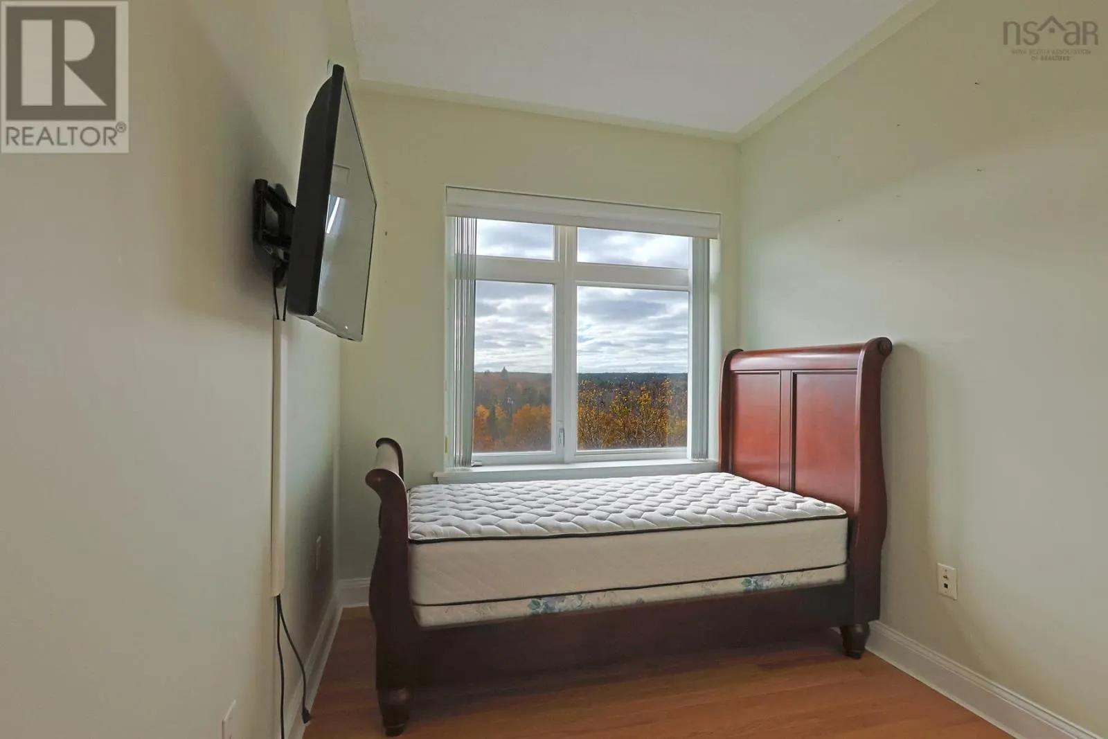 205 60 Walter Havill Drive