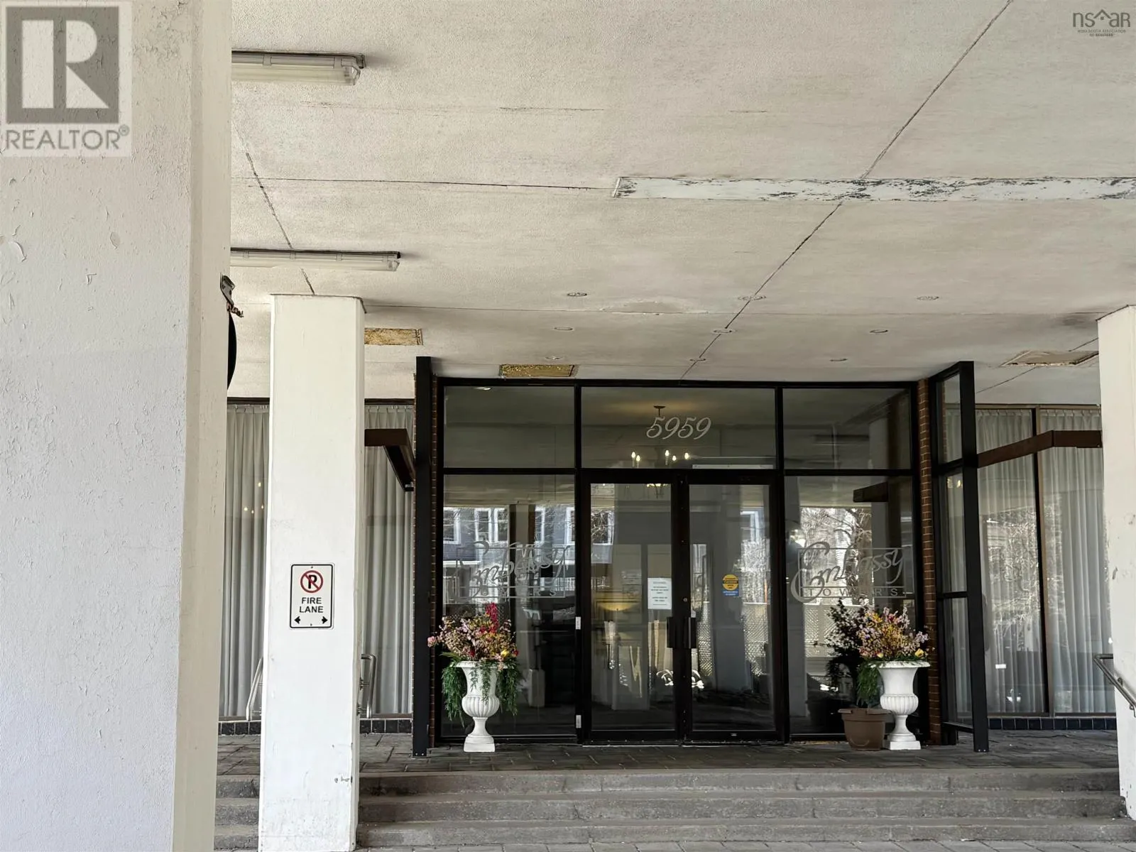 1602 5959 Spring Garden Road