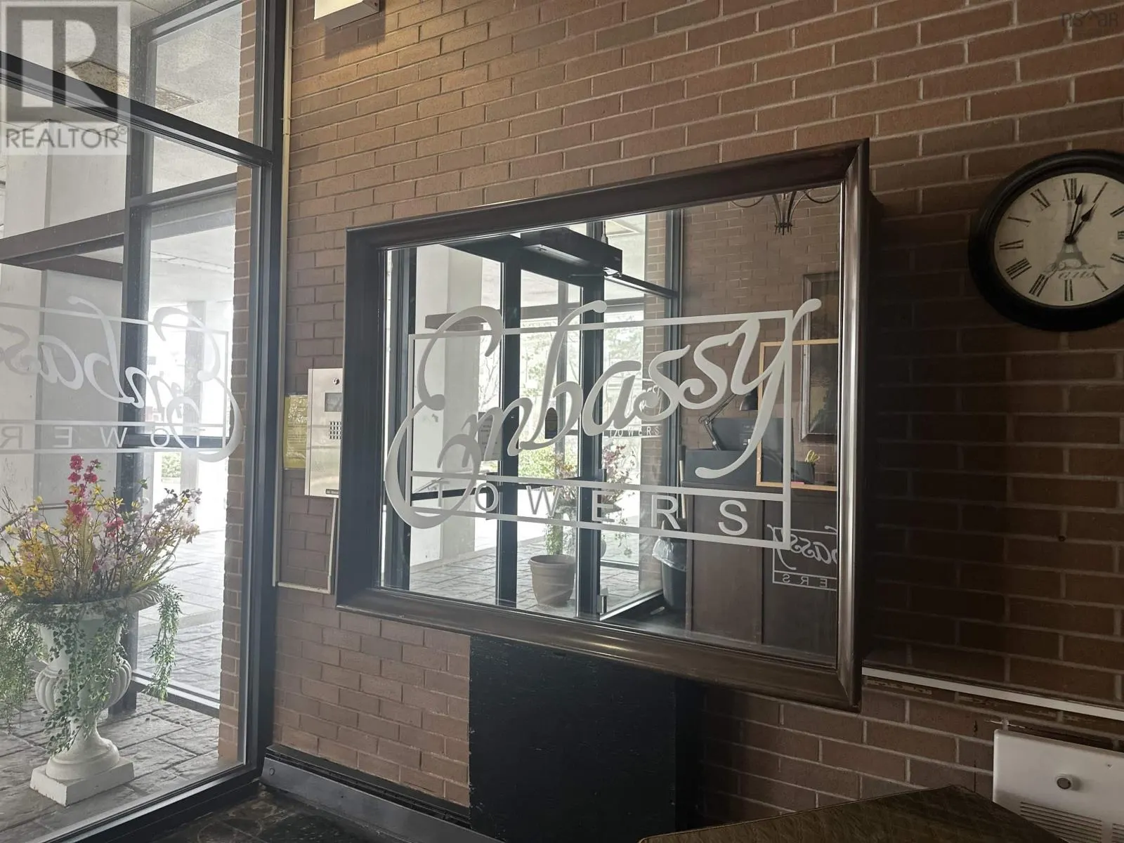 1602 5959 Spring Garden Road