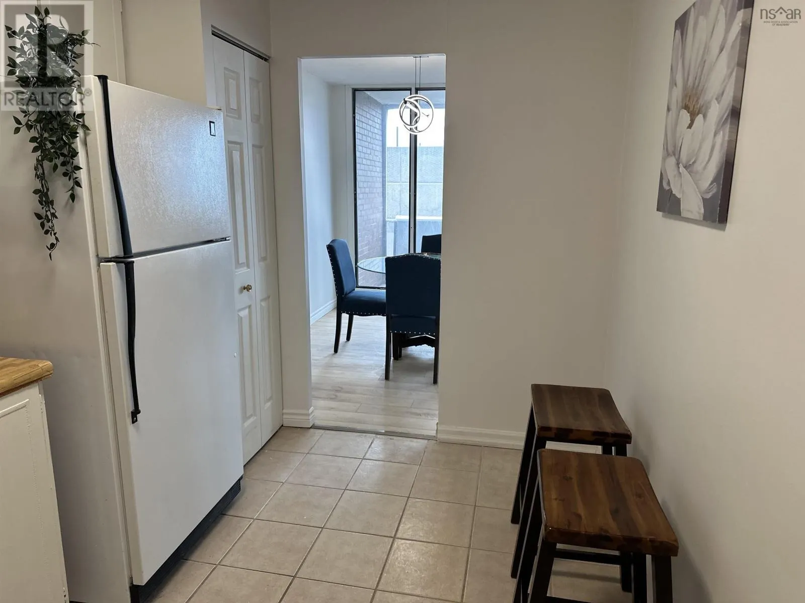 1602 5959 Spring Garden Road