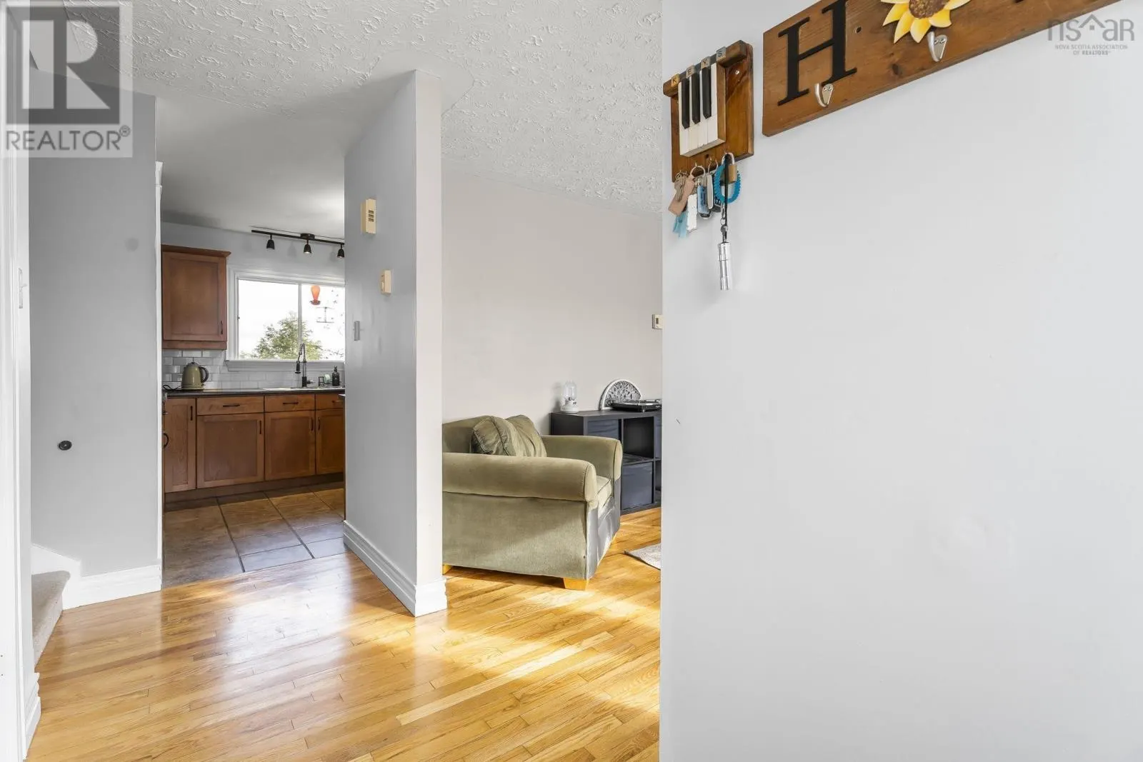 143 Amaranth Crescent