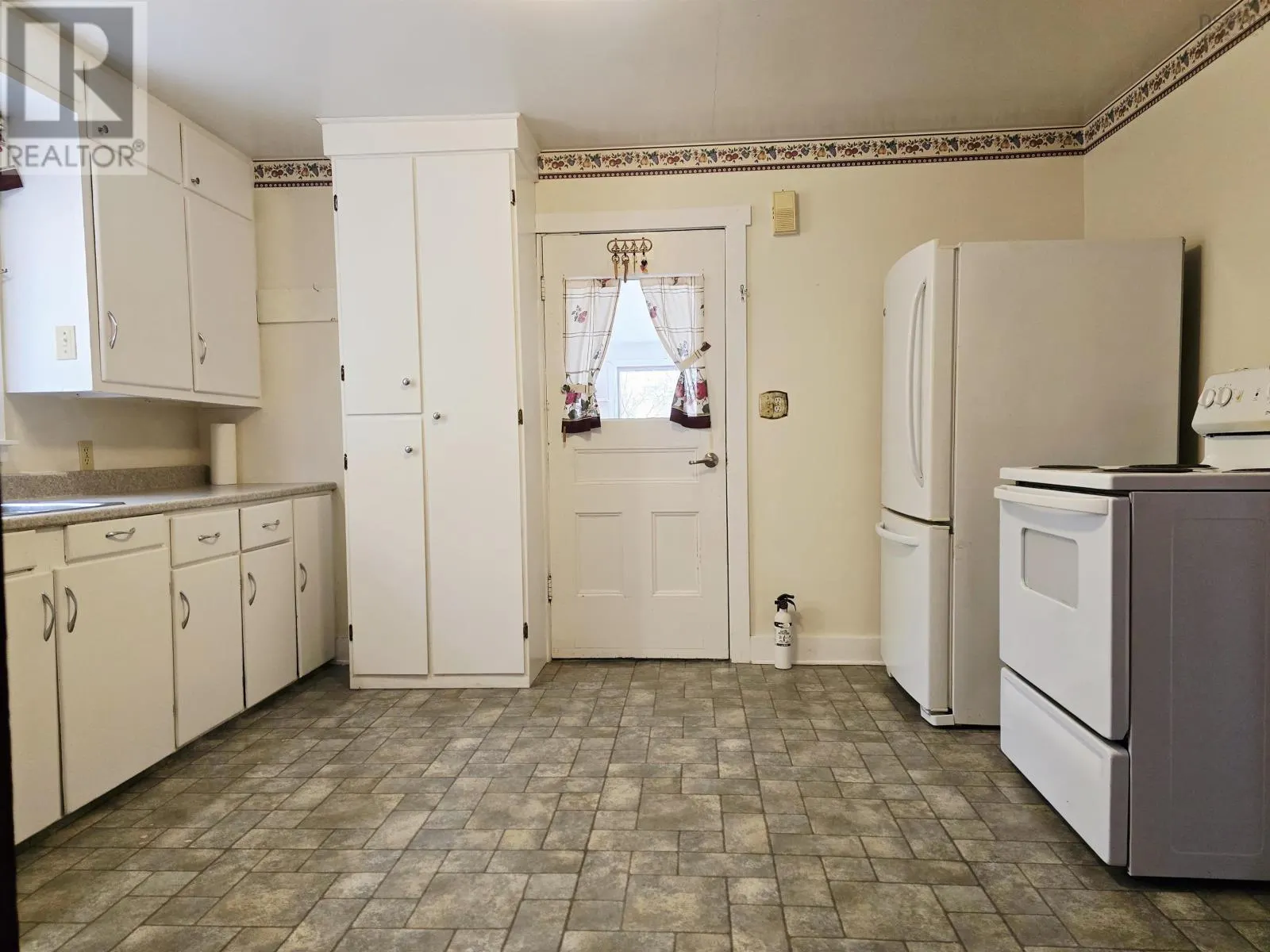 1764 Highway 6 Highway