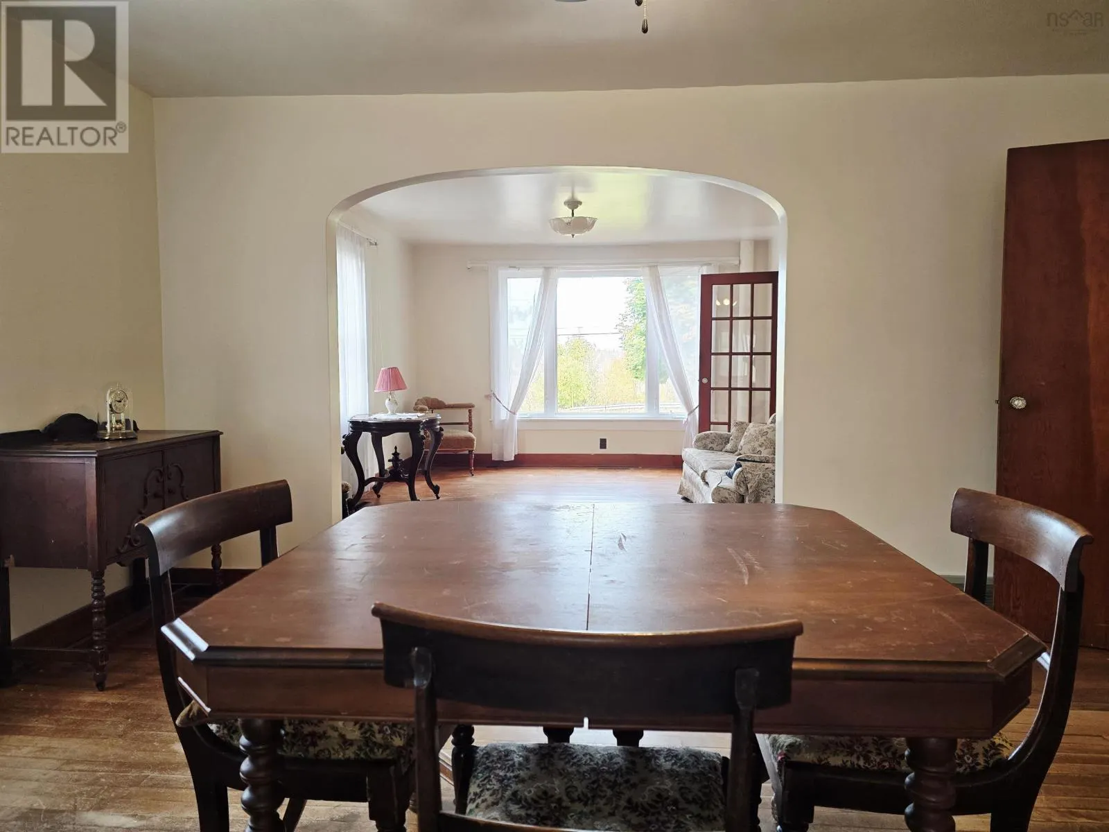 1764 Highway 6 Highway