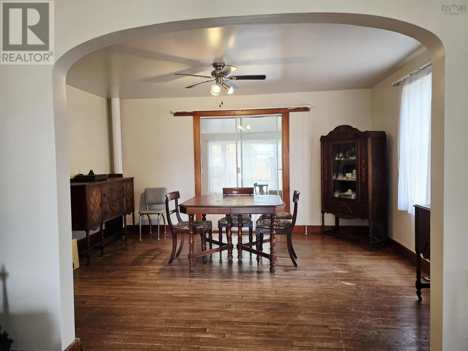 1764 Highway 6 Highway