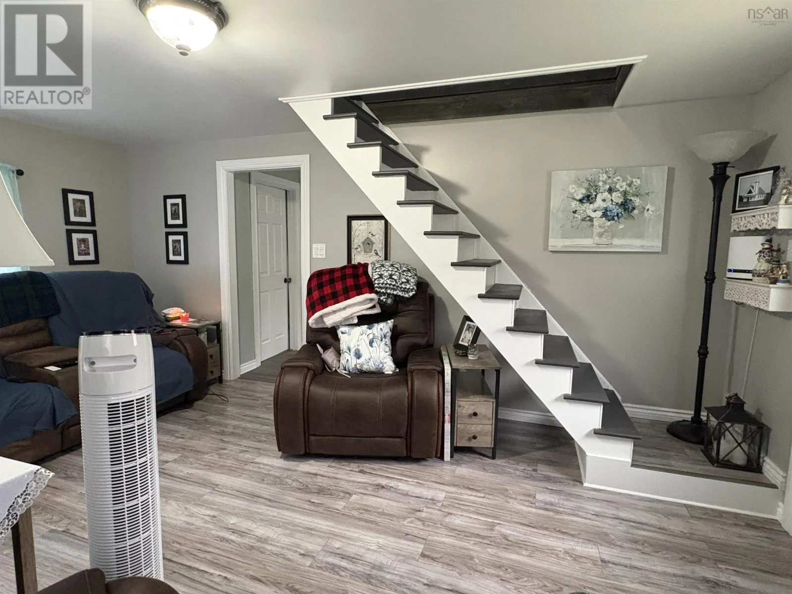 1068 OLD ROUTE 5 Road