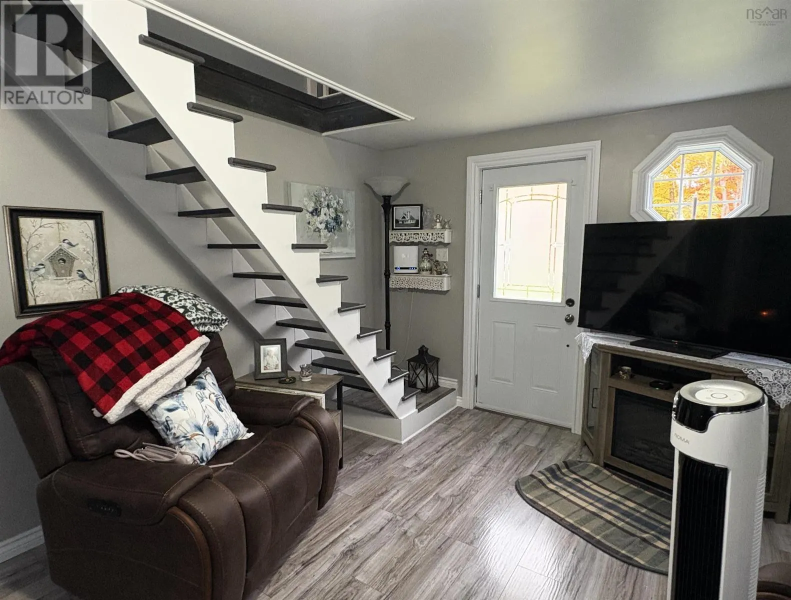 1068 OLD ROUTE 5 Road