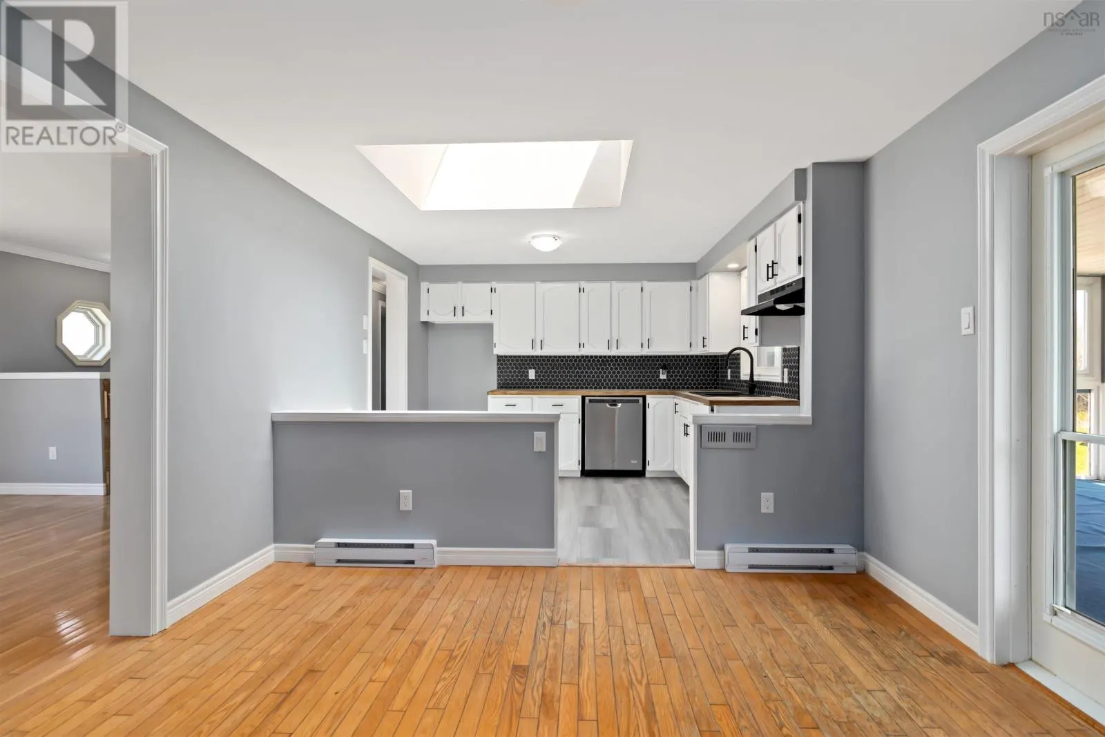 27 Uniacke Mines Road