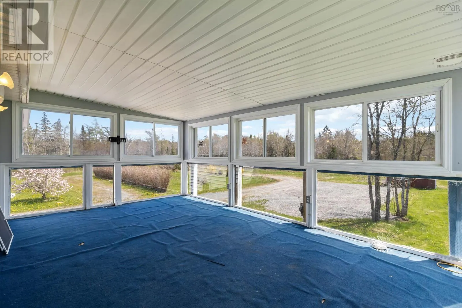 27 Uniacke Mines Road