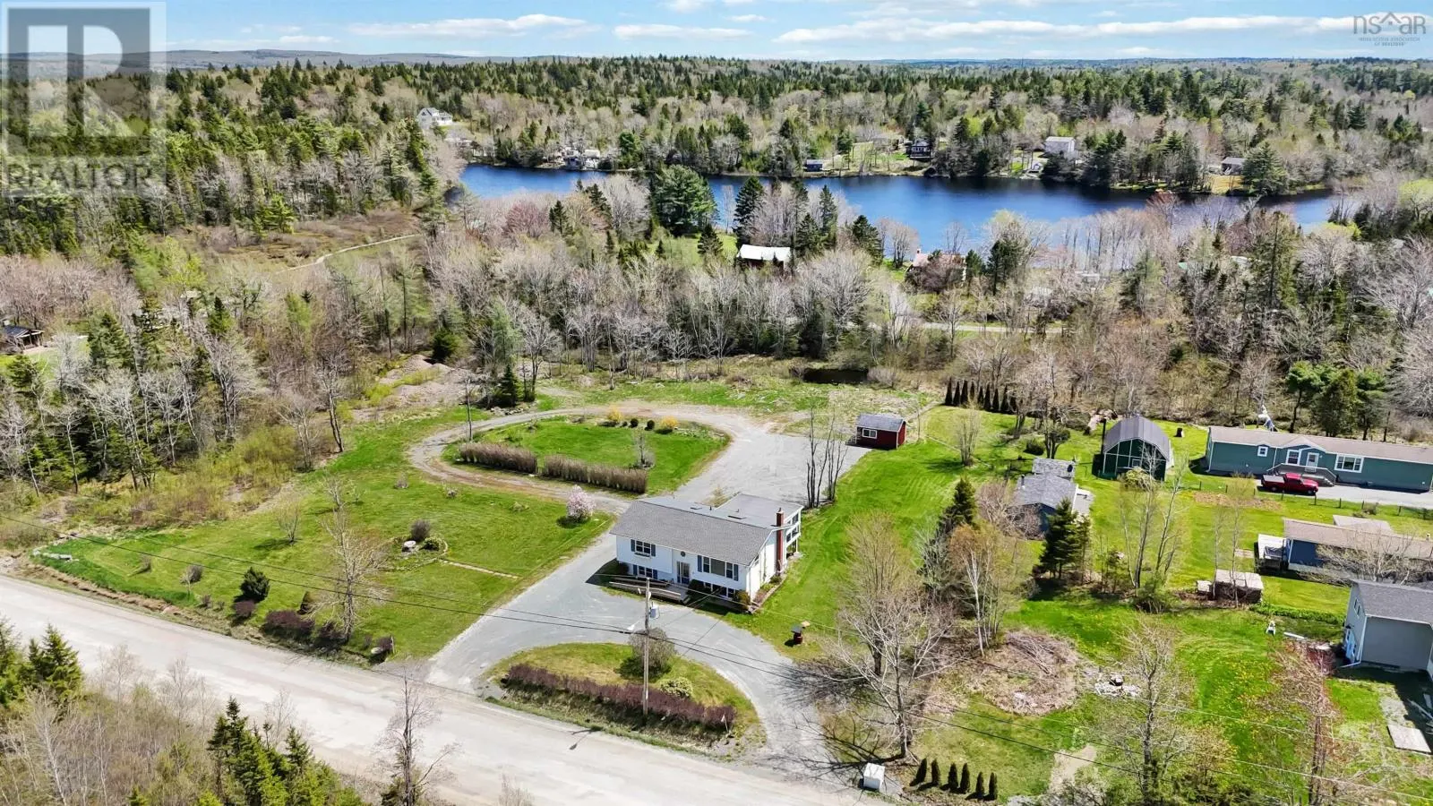 27 Uniacke Mines Road