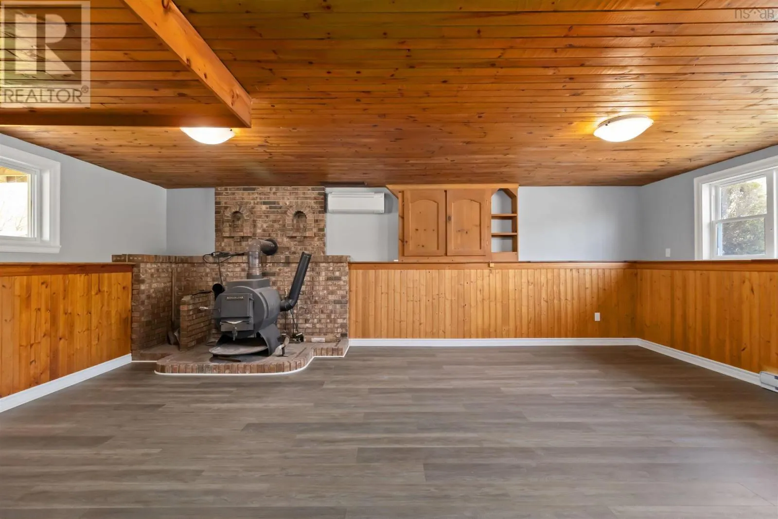 27 Uniacke Mines Road