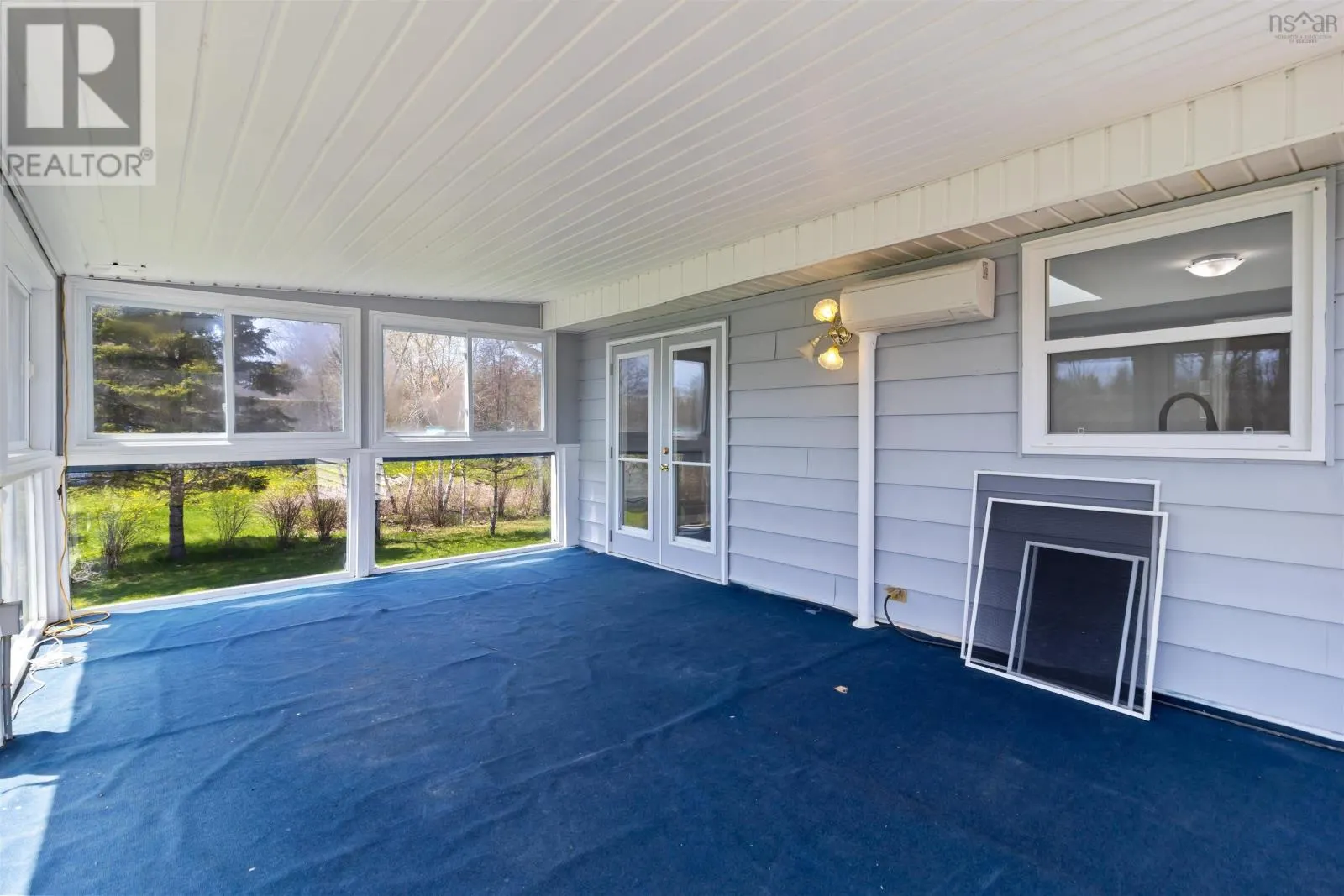 27 Uniacke Mines Road