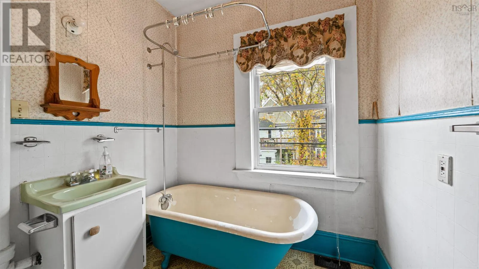 2668 Belle Aire Terrace