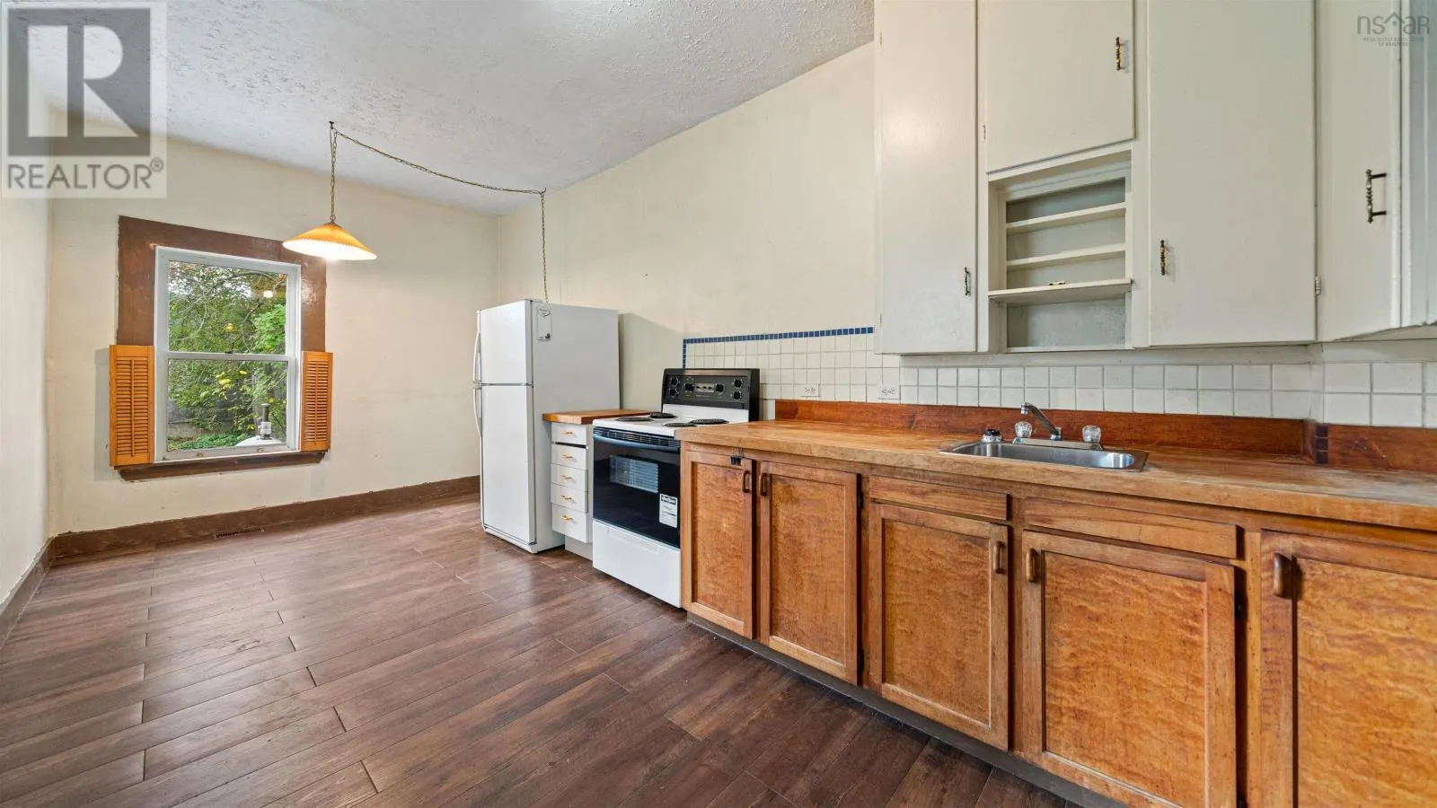 2668 Belle Aire Terrace