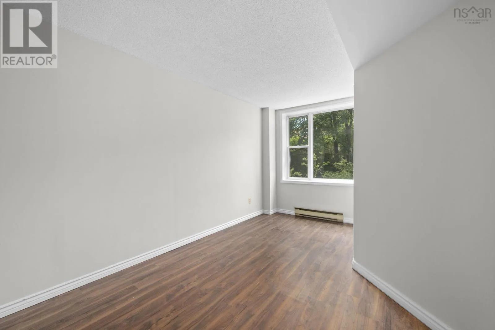 208 1326 LOWER WATER Street