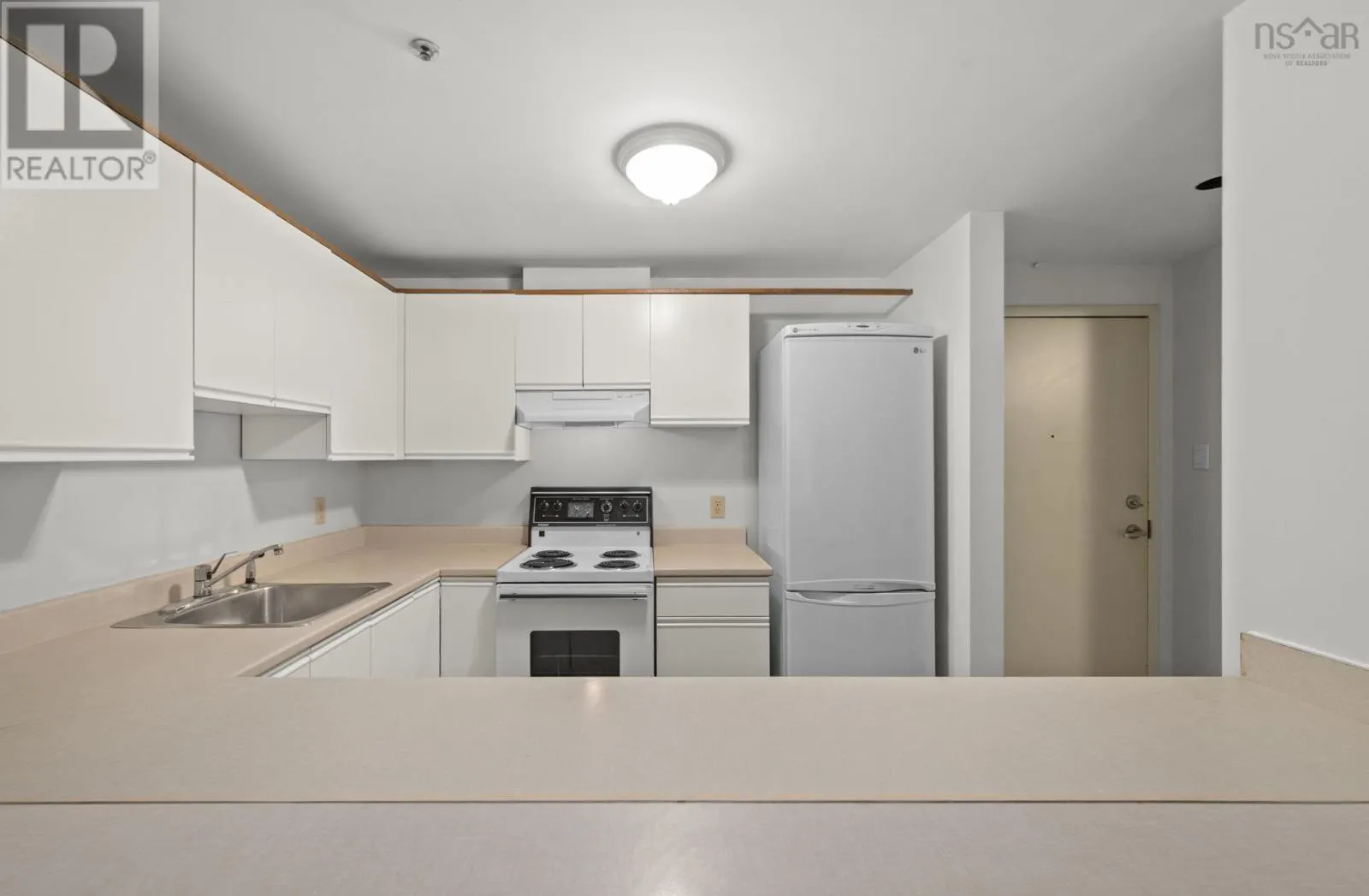 208 1326 LOWER WATER Street