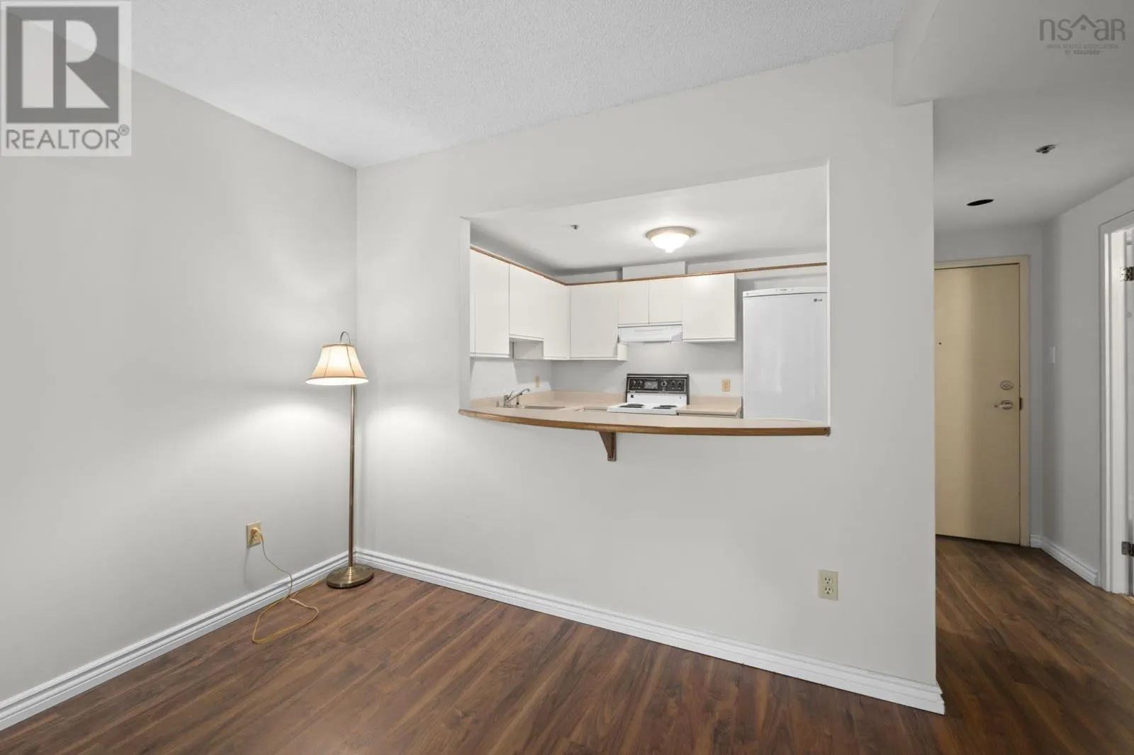 208 1326 LOWER WATER Street