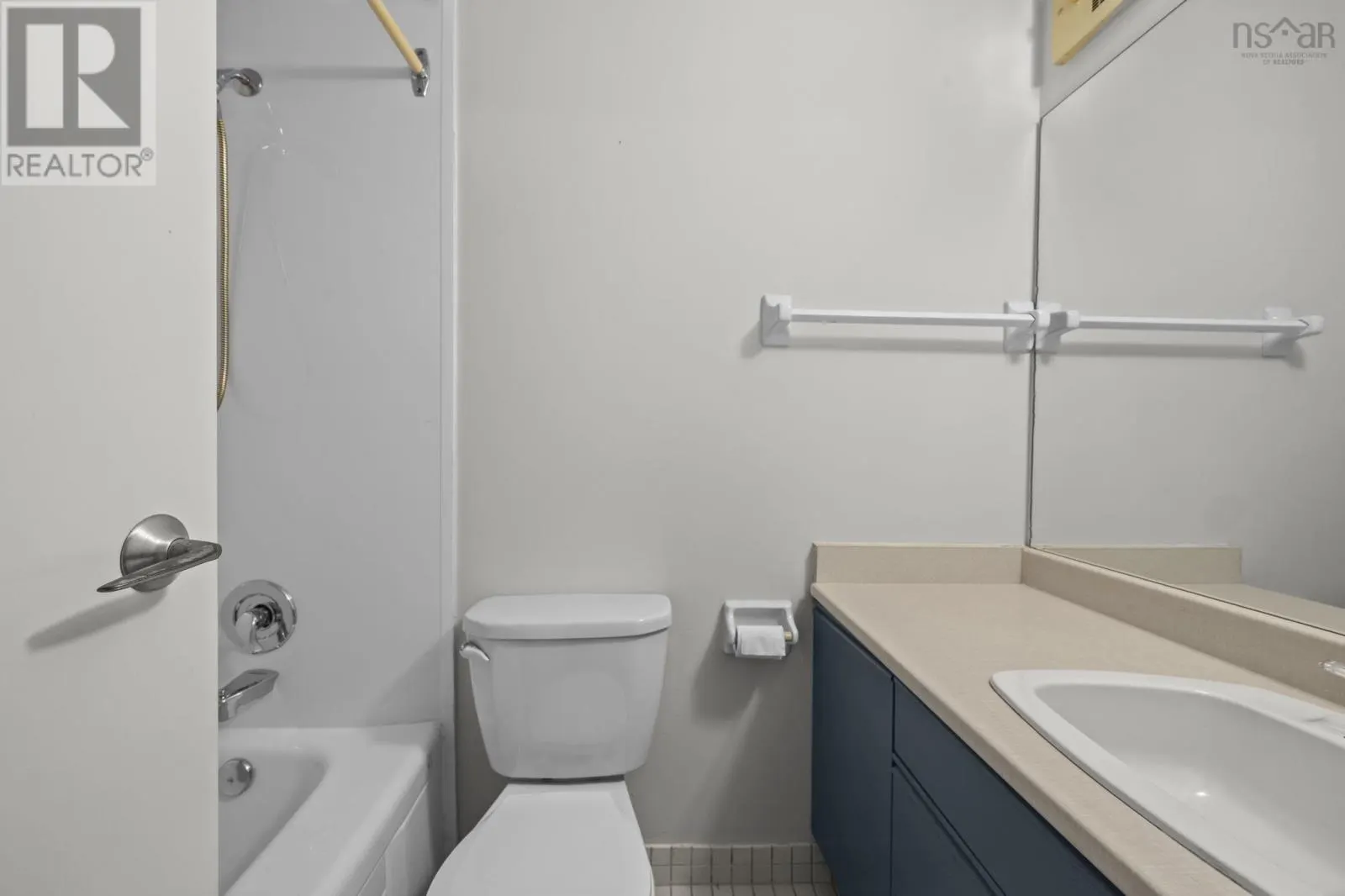 208 1326 LOWER WATER Street