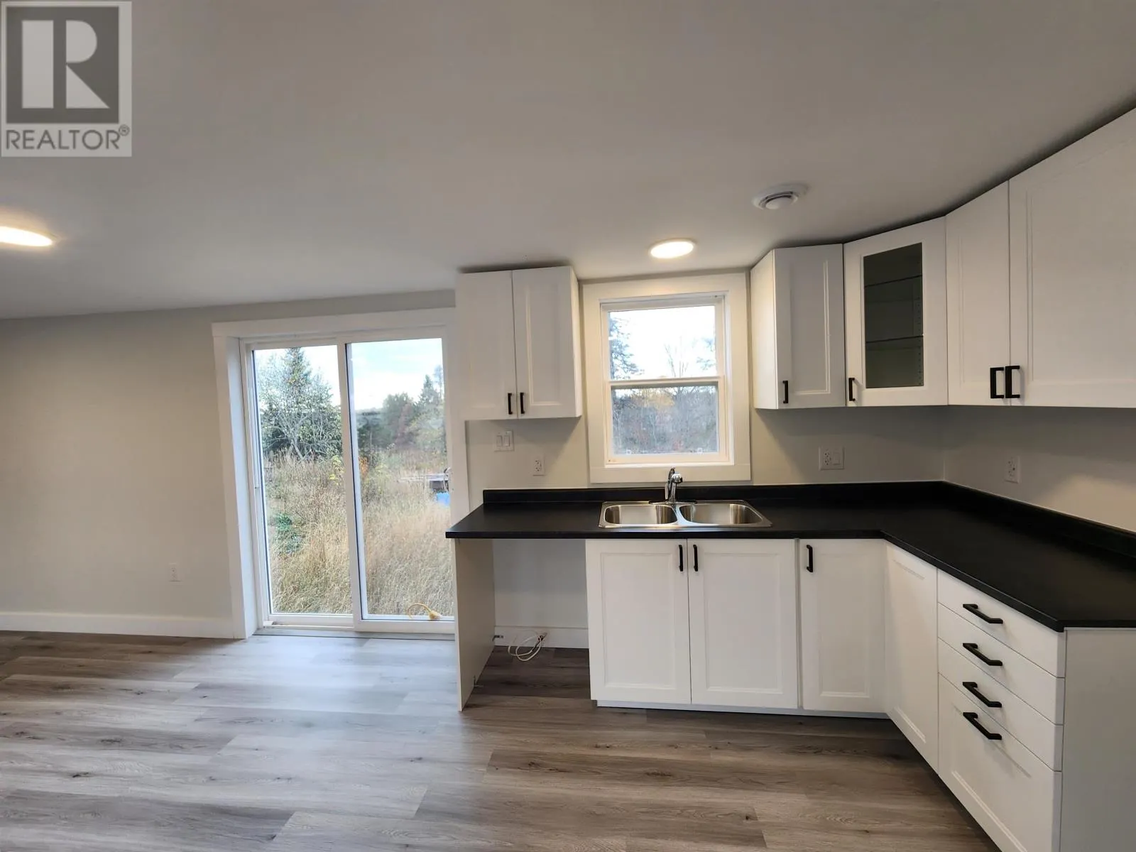 2751 Peters Road