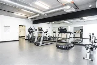 405 311 Hargrave Street