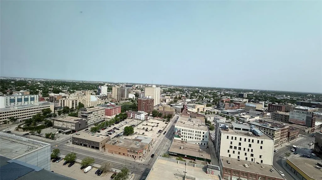 405 311 Hargrave Street