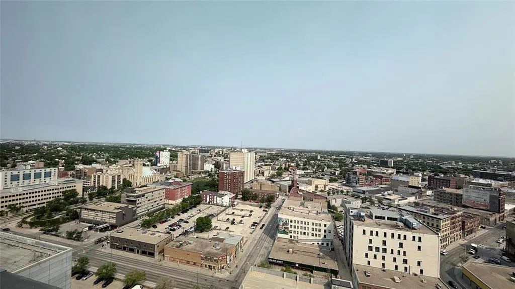 405 311 Hargrave Street