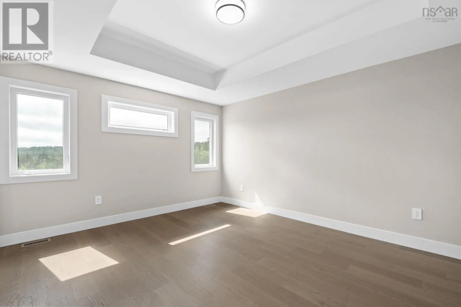 GAR35 125 Garvey Court
