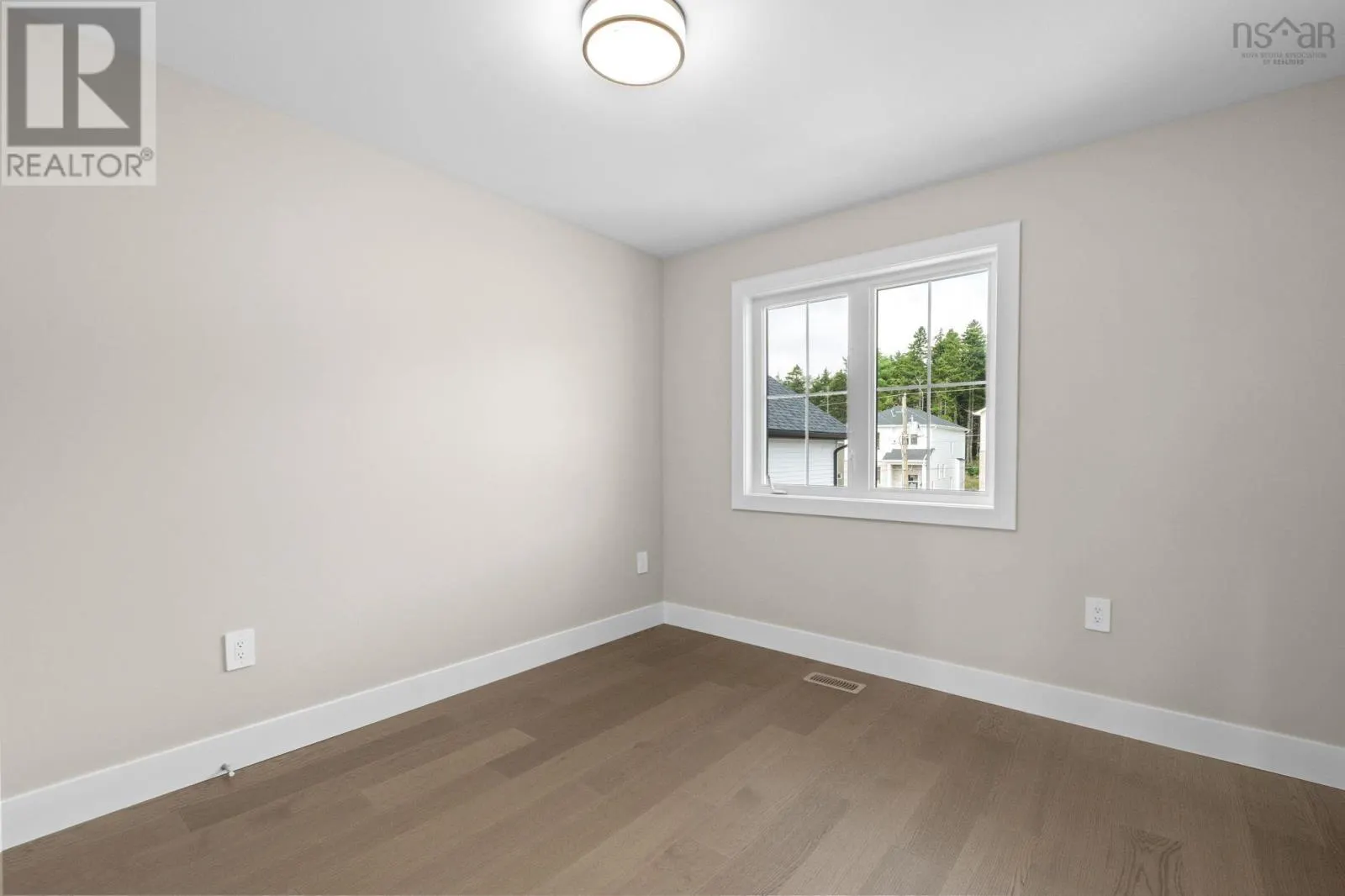 GAR35 125 Garvey Court