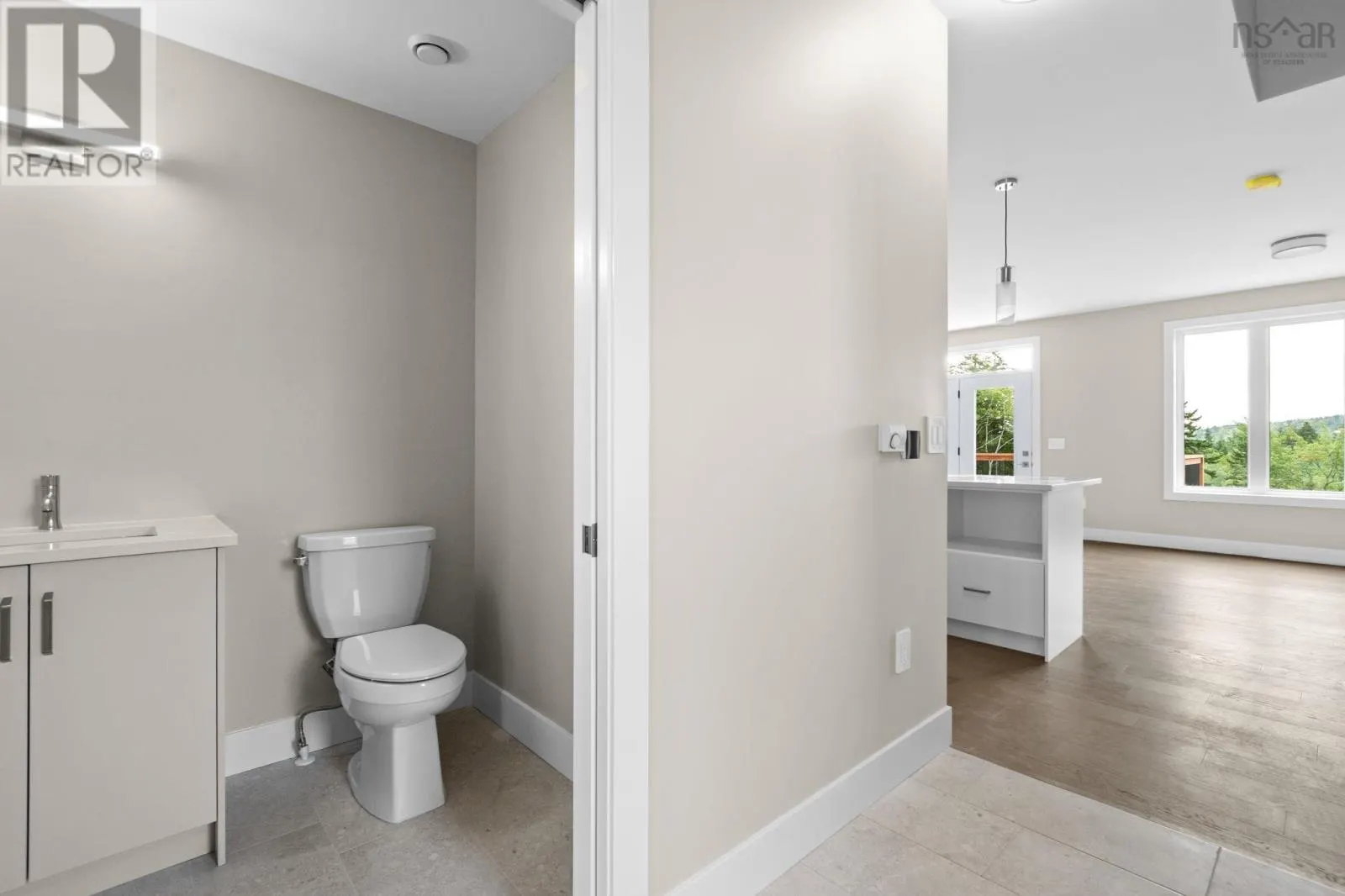 GAR35 125 Garvey Court