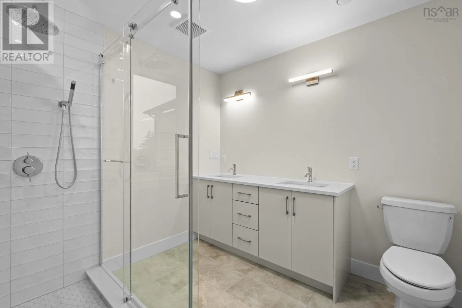 GAR36 117 Garvey Court