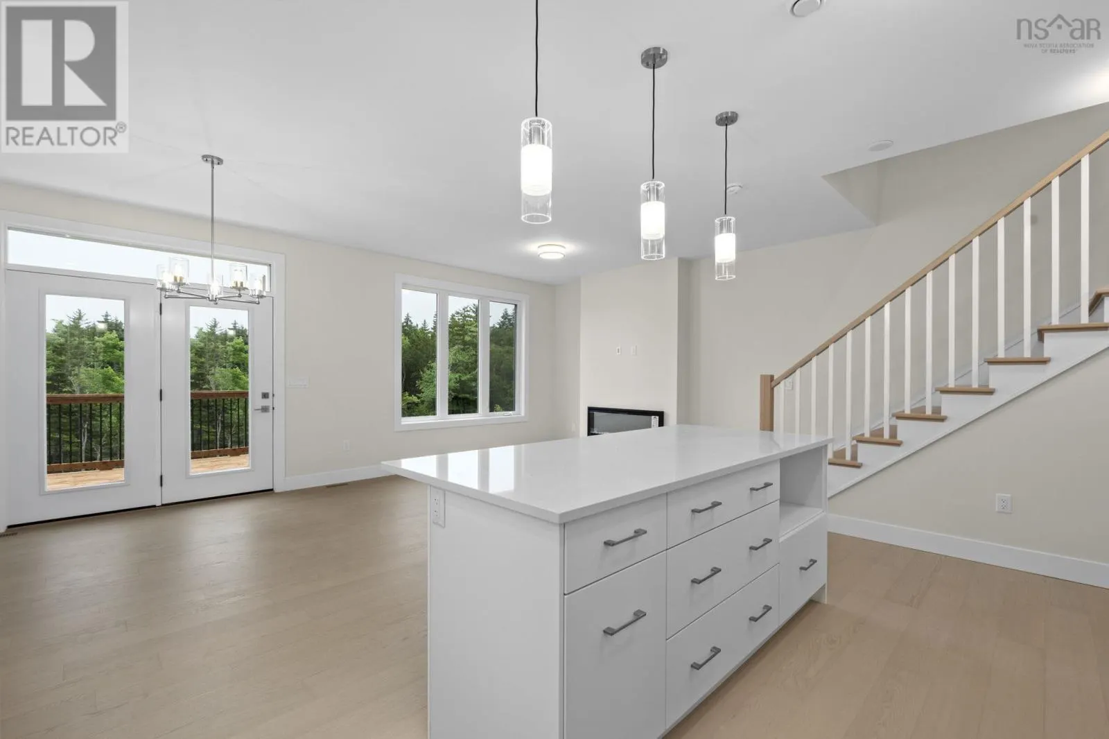 GAR36 117 Garvey Court