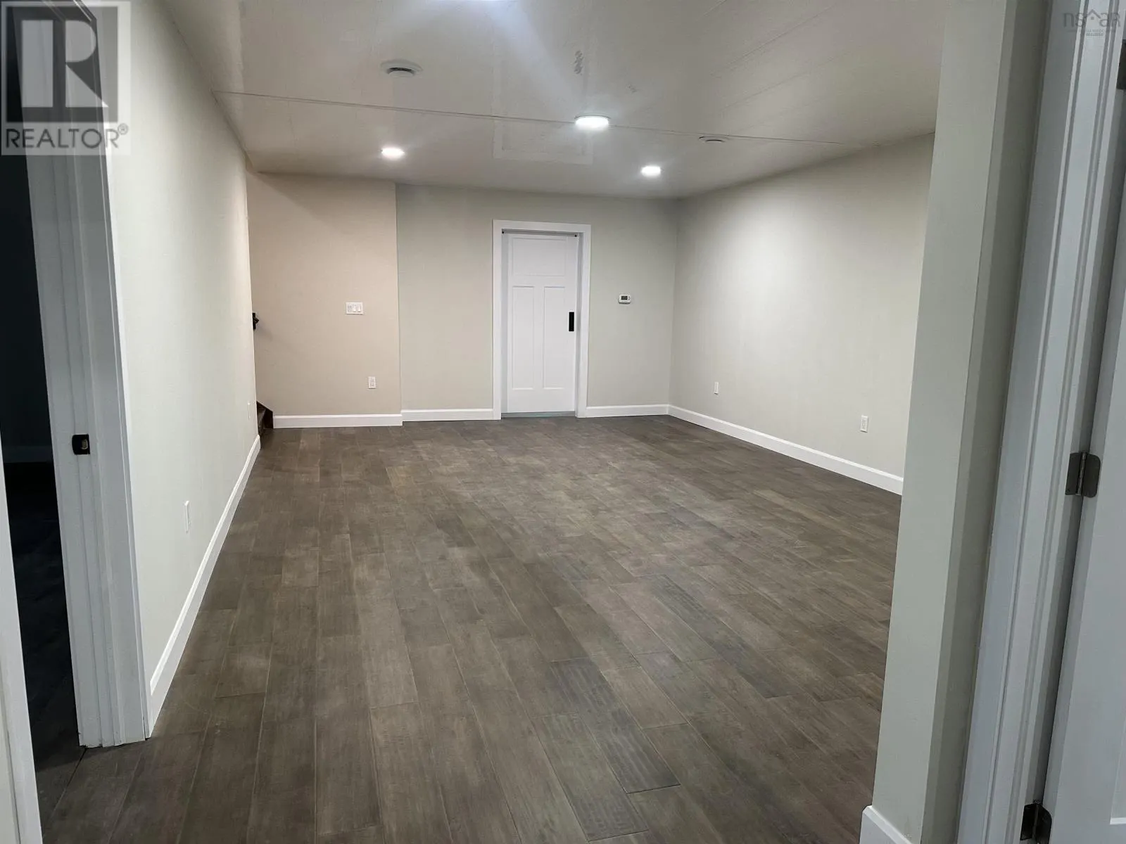 11 Chiavari Close