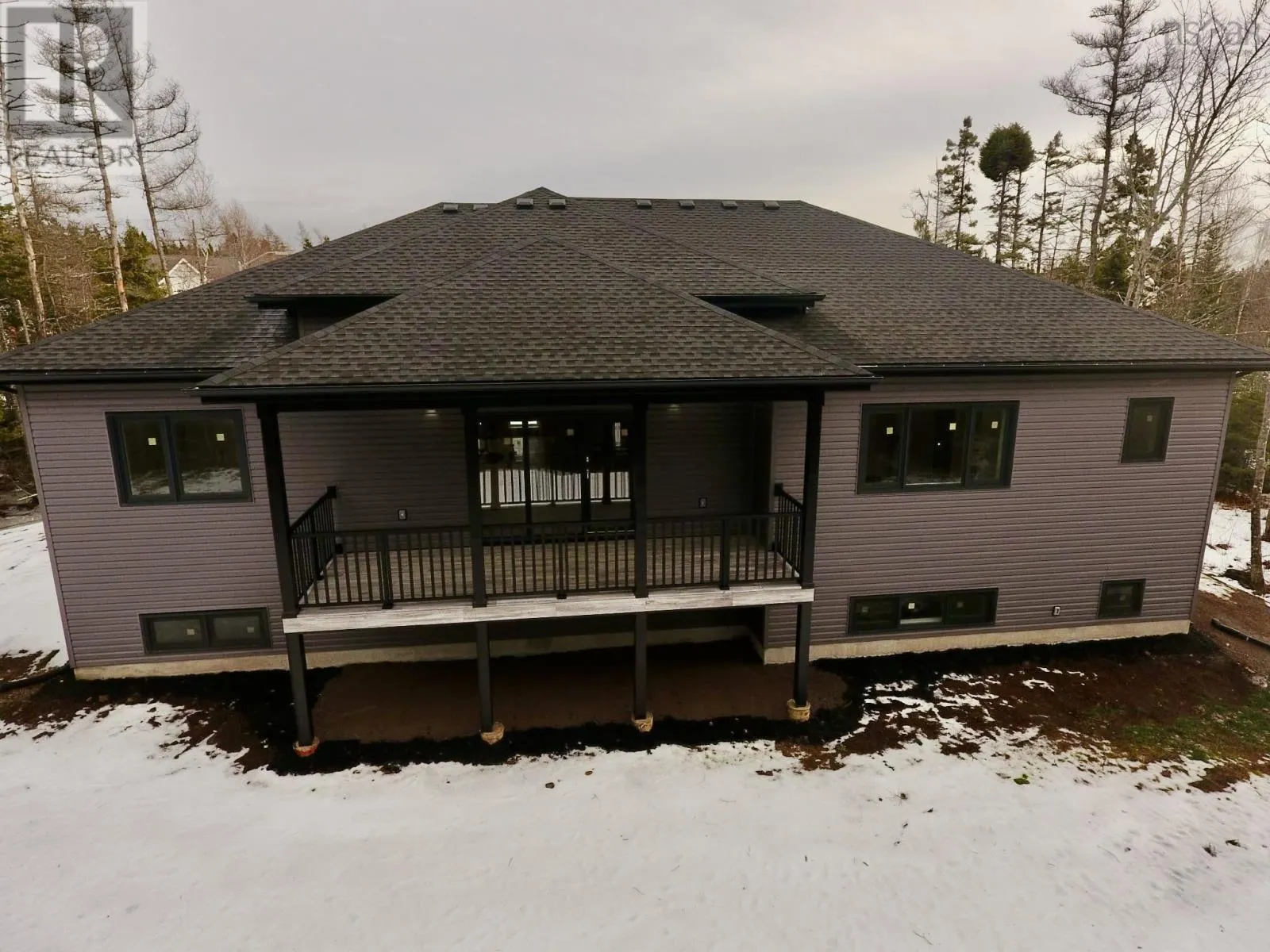 11 Chiavari Close