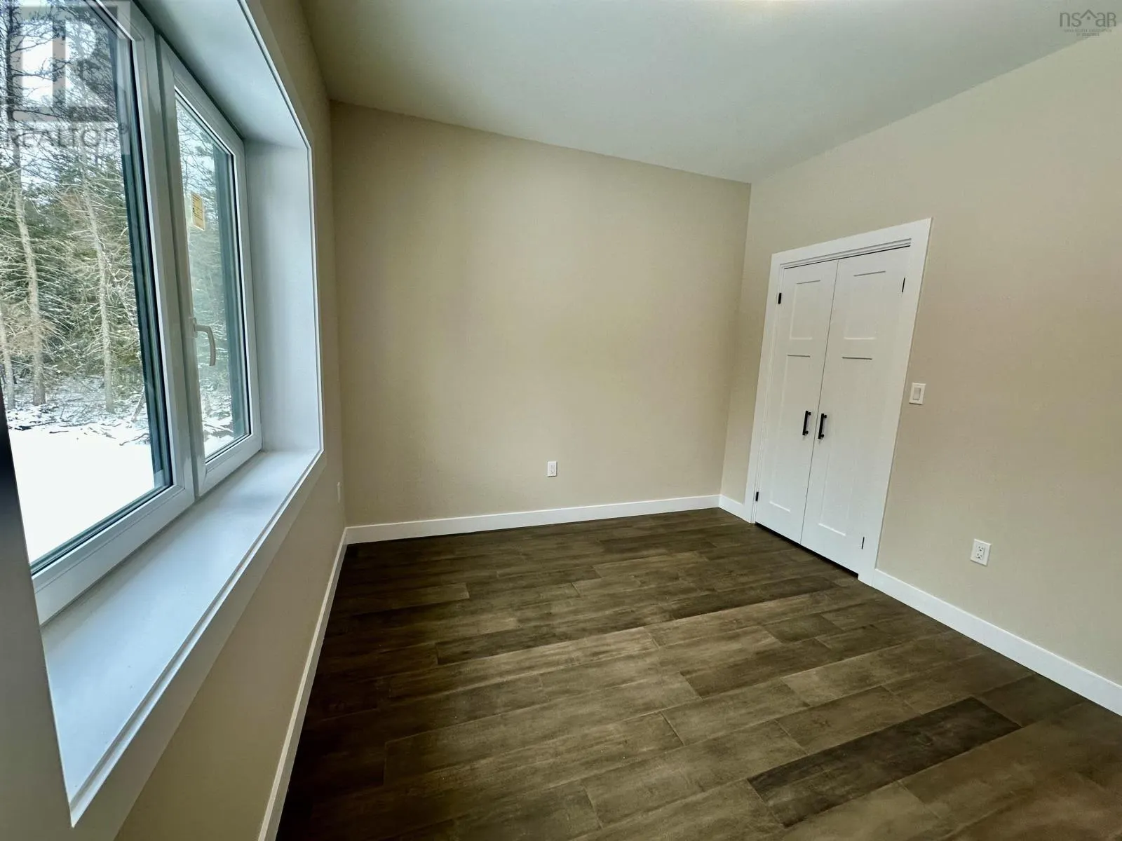 11 Chiavari Close