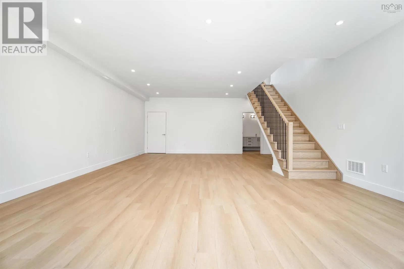 2 Merion Court