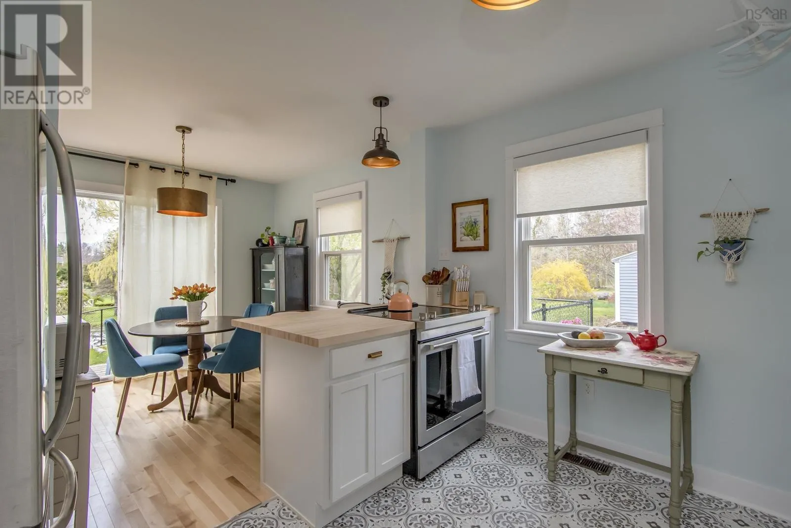 3 Reagh Avenue