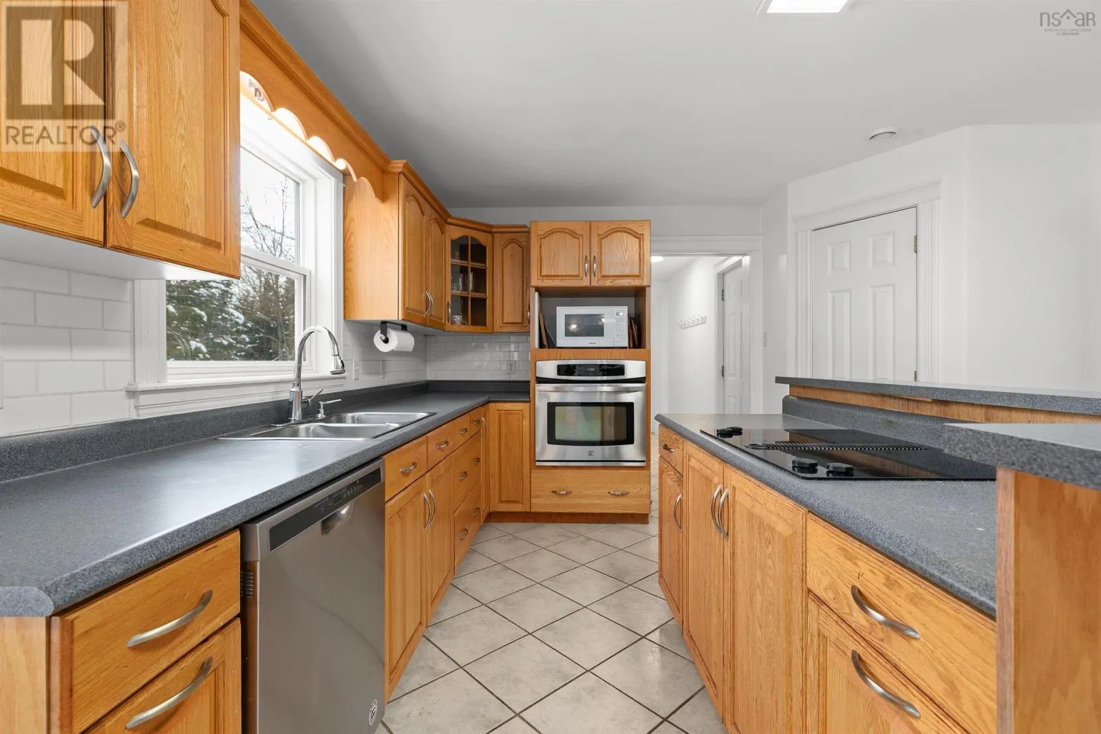 252 Gleneagles Drive