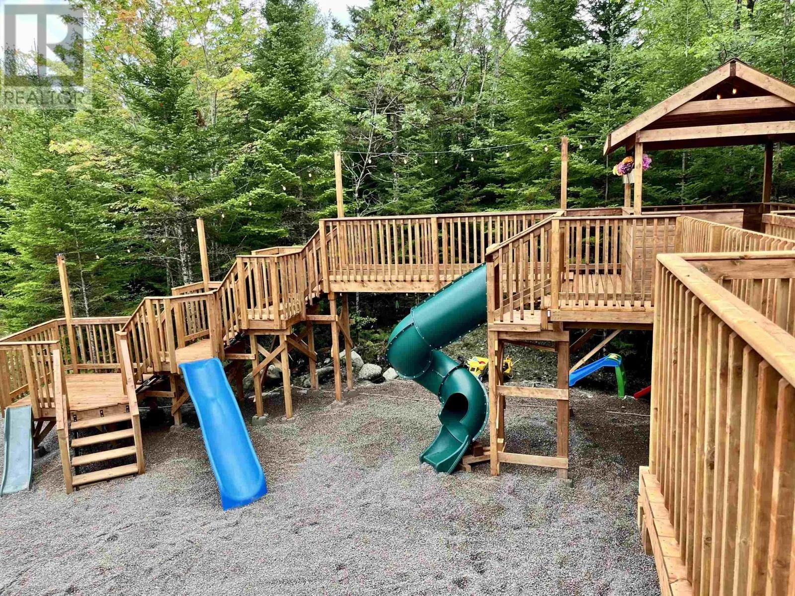 252 Gleneagles Drive