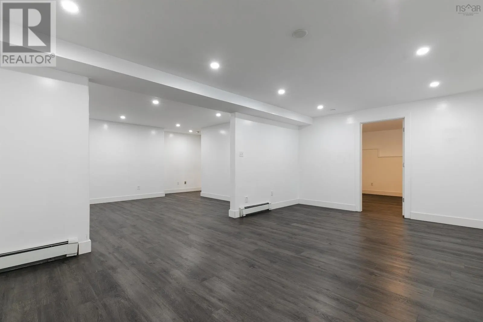 252 Gleneagles Drive