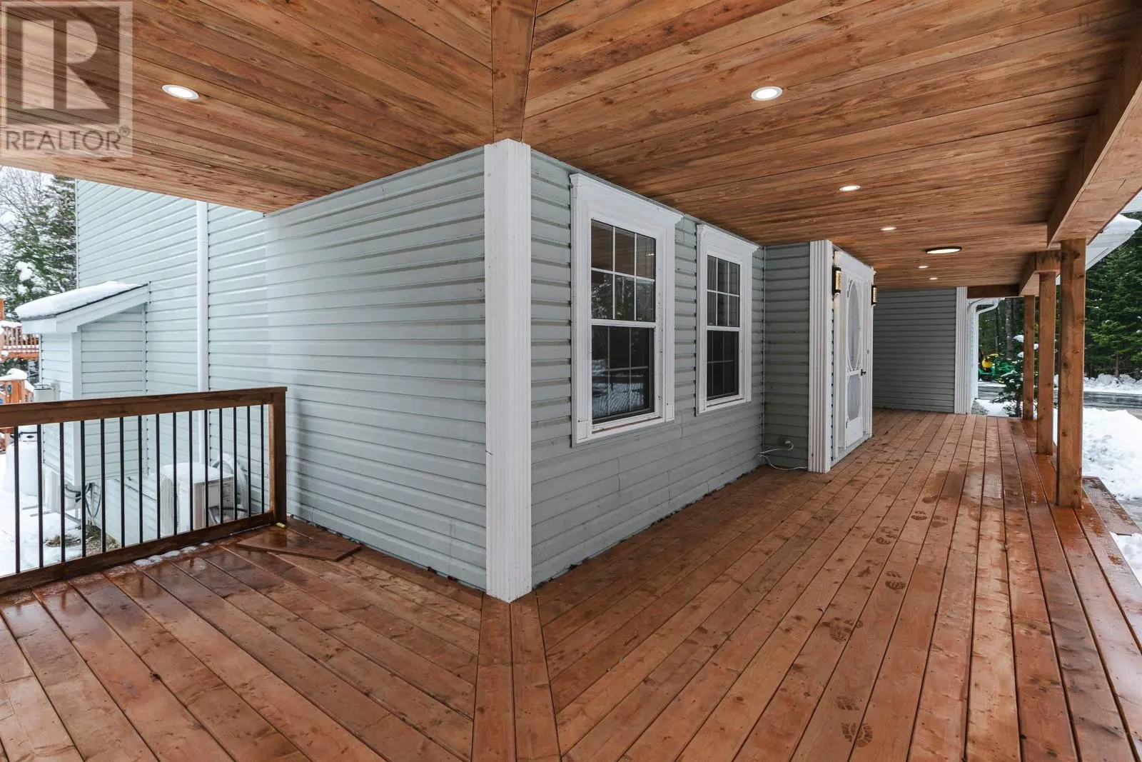 252 Gleneagles Drive