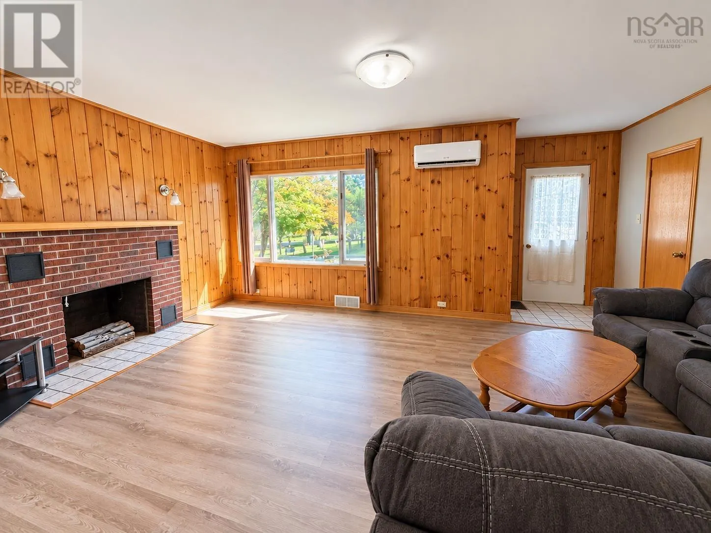 10 West Caledonia Road