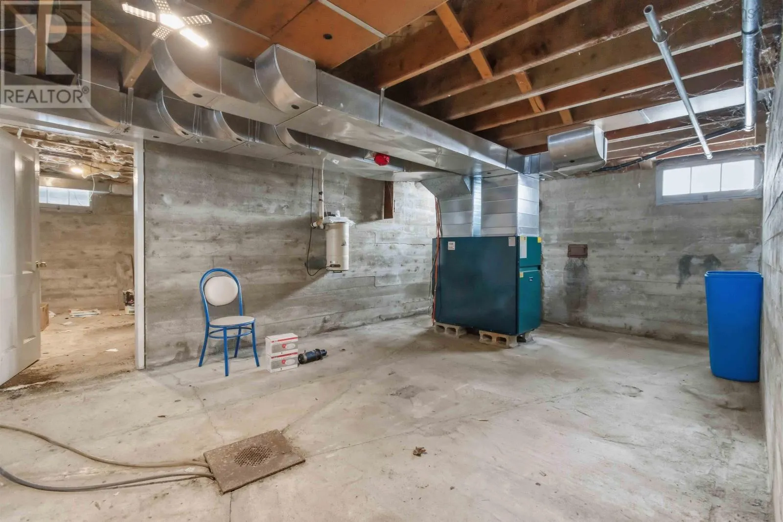 10 West Caledonia Road