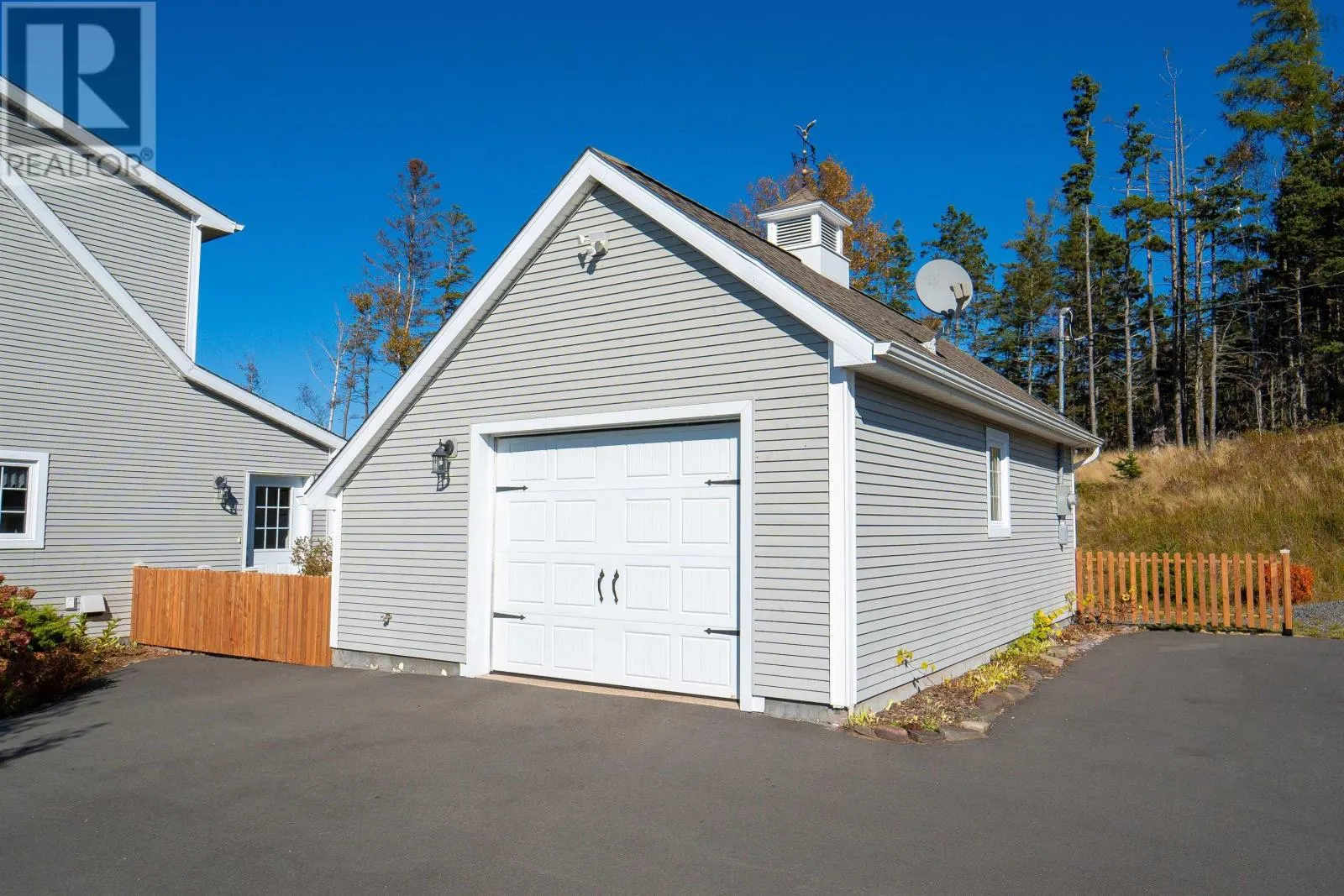 893 Two Islands Road