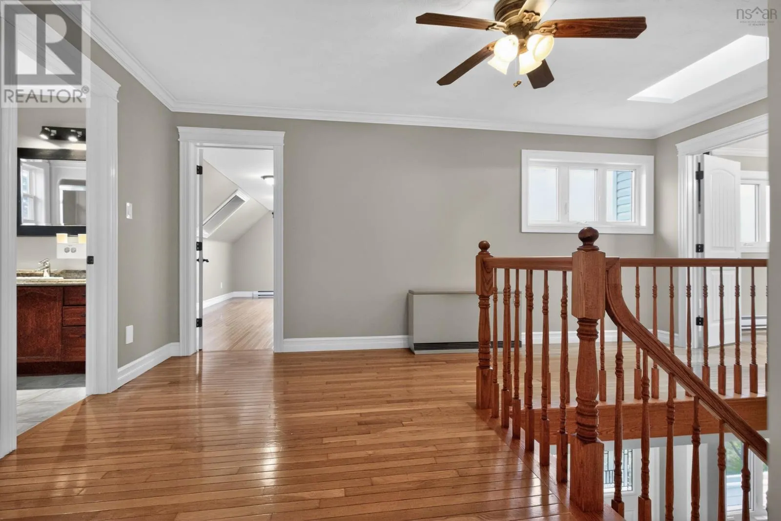 144 Pinewood Crescent
