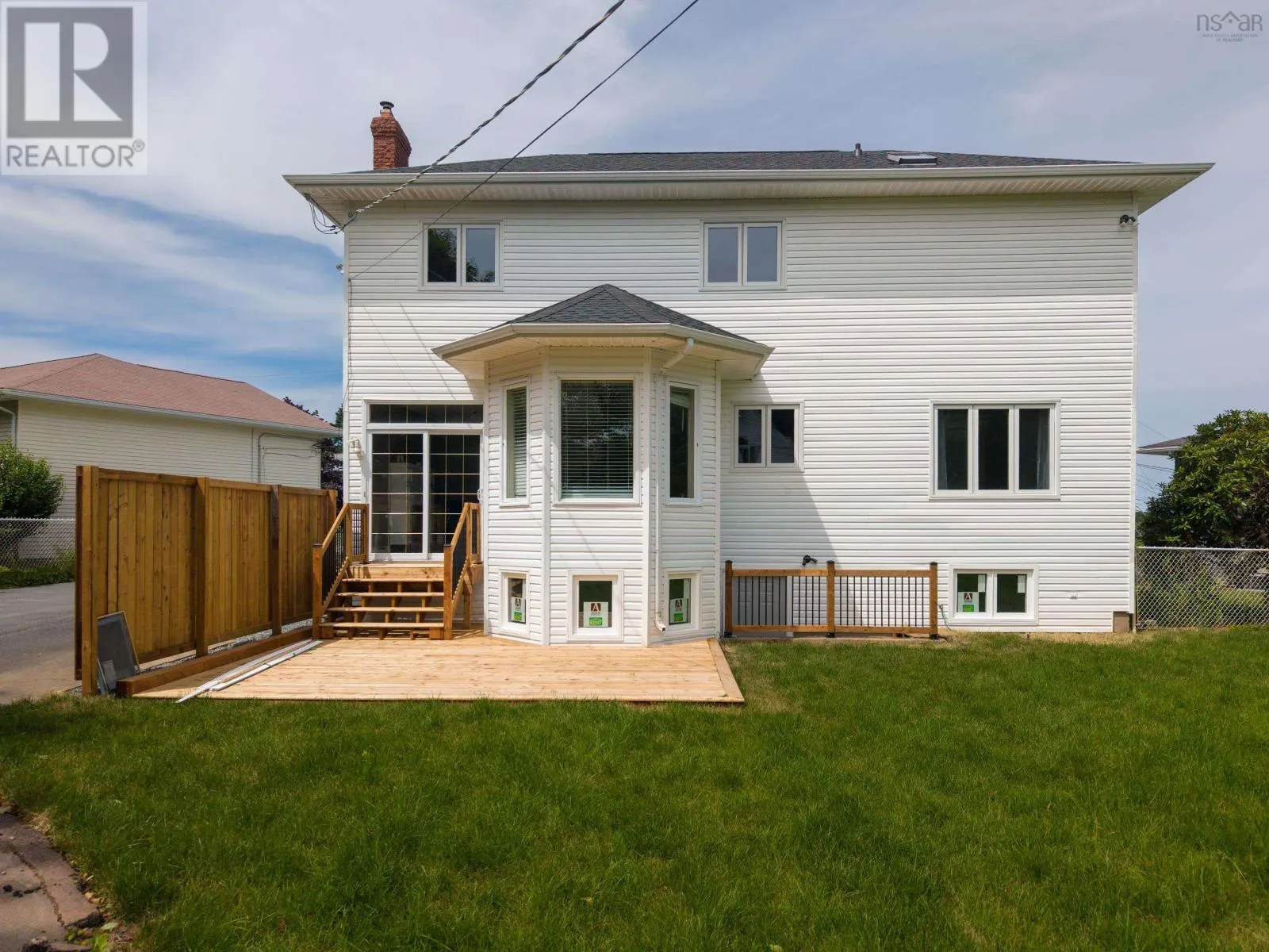 144 Pinewood Crescent