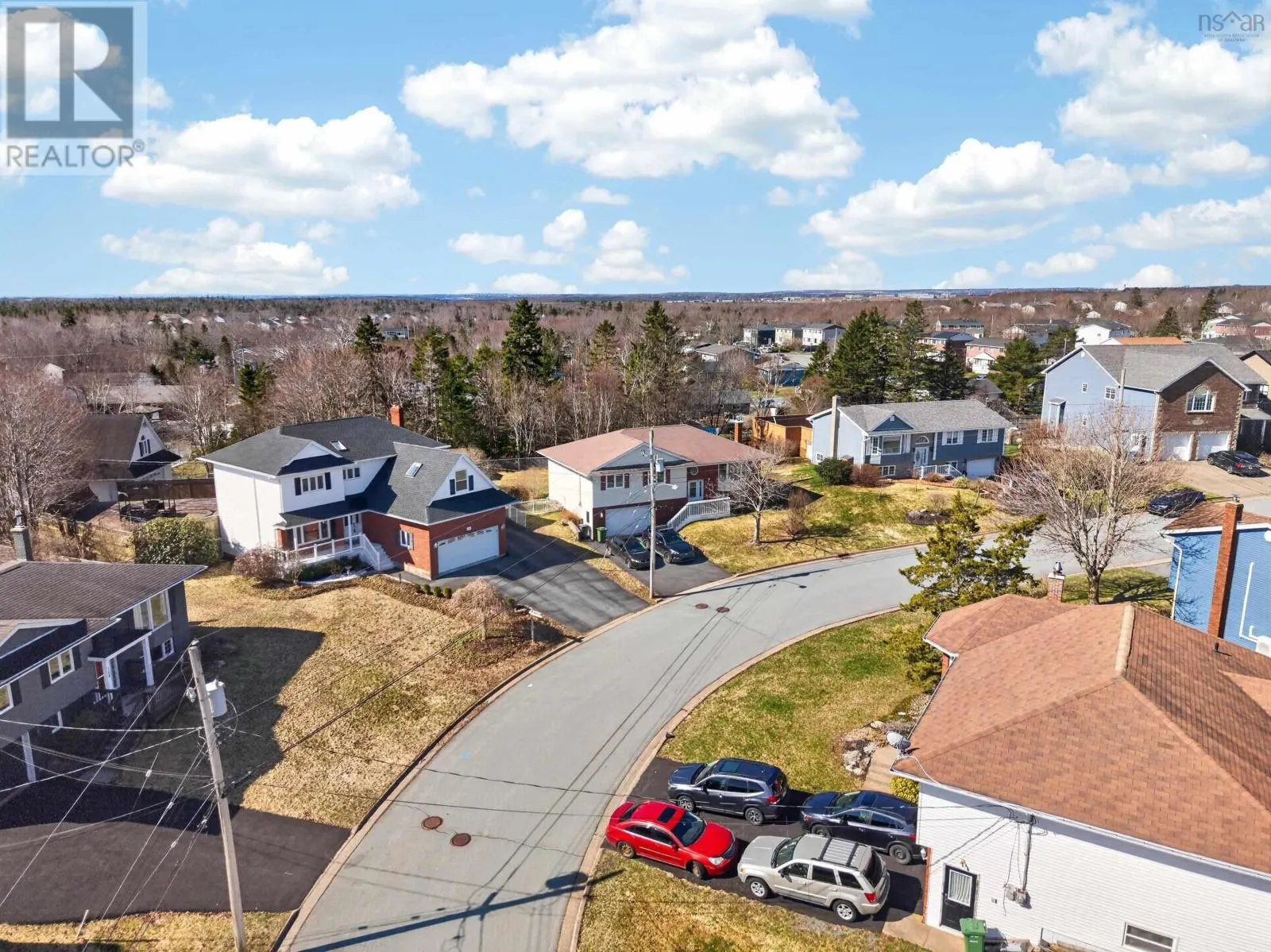 144 Pinewood Crescent